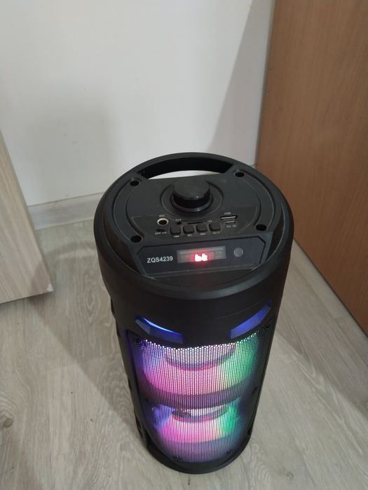 ZQS-4239 моделі — портативті Bluetooth колонка.