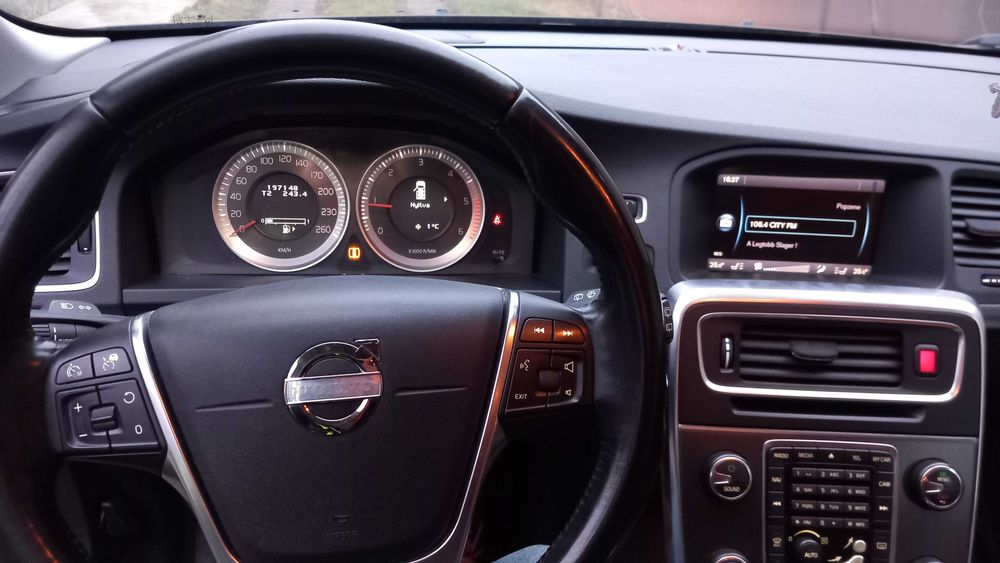 Volvo v60 2012 diesel