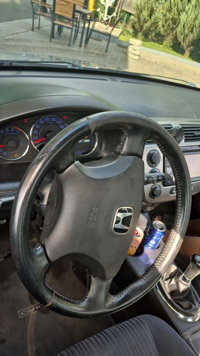 Honda civic 4dr hybrid  schimb
