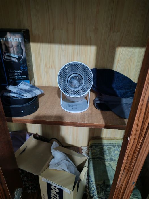 Продается смарт проектор