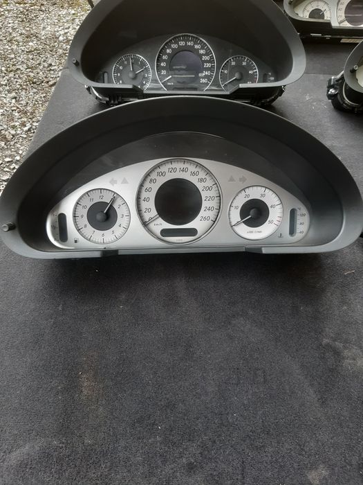 Километраж Мерцедес w211