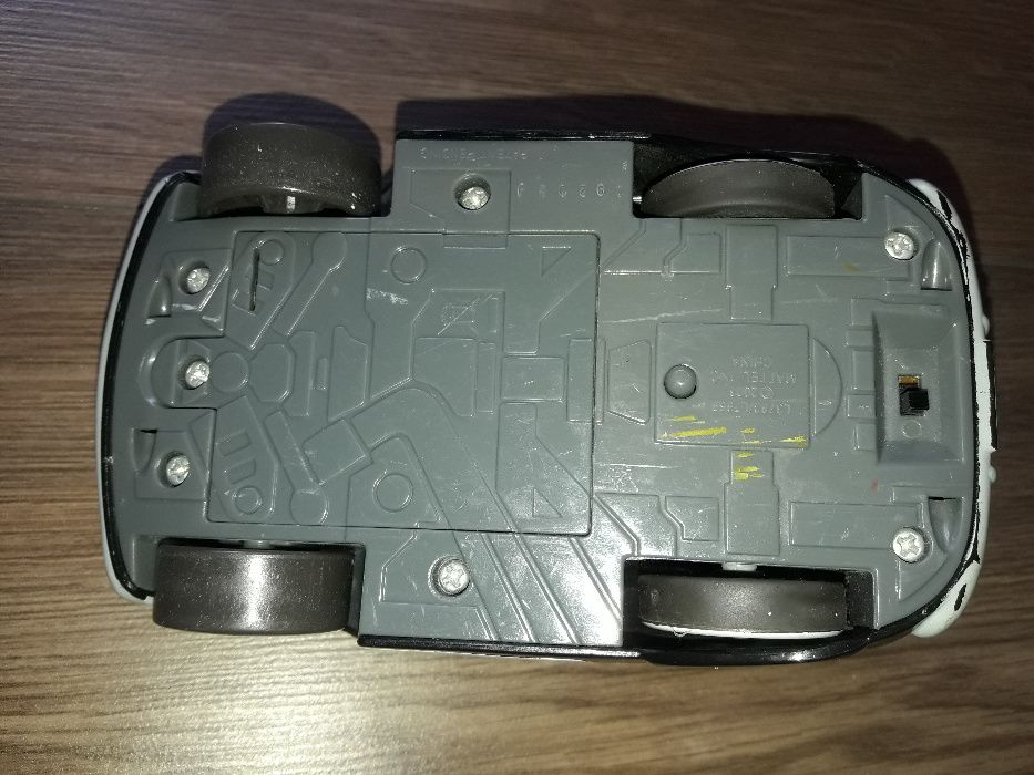 Детска играчка от филма Колите