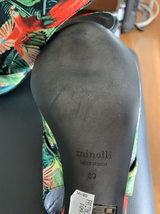 Sandale Minelli cu imprimeu tropical și papagali – Piele, Made in Spain – Mărimea 39