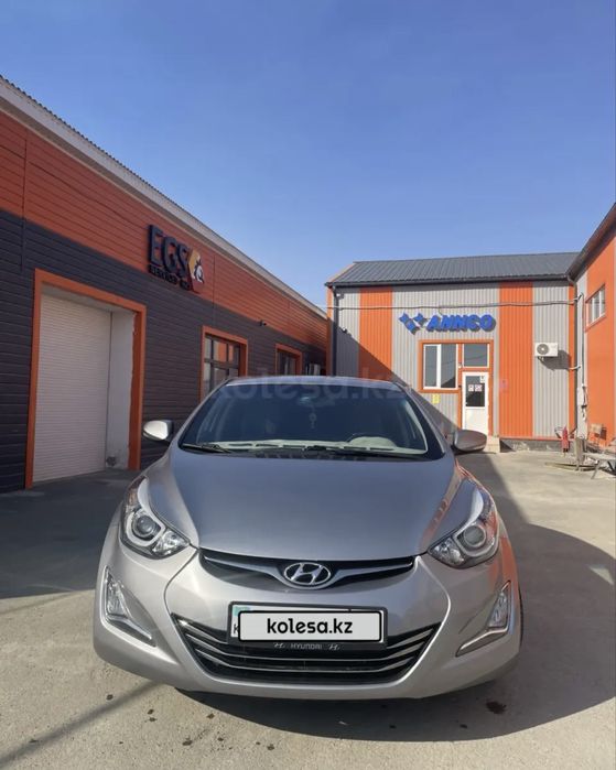 Hyundai Elantra 2015