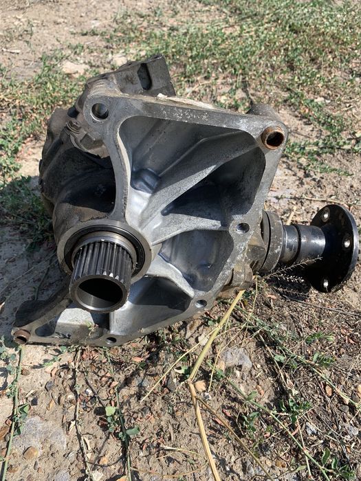 Раздатка ( раздаточный механизм )