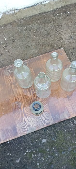 Бутыль на 20литров и графины