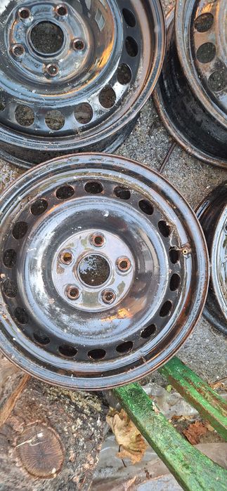 Продавам  метални джанти