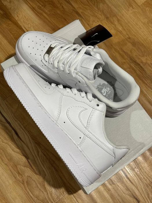 Продается кроссы Nike