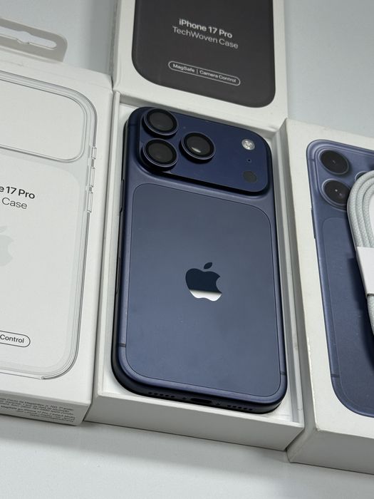 Apple iPhone 17 Pro 256GB - Deep Blue