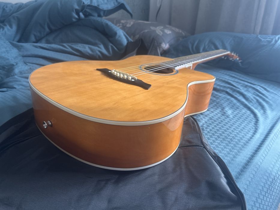 Продам Гитару Качественная !