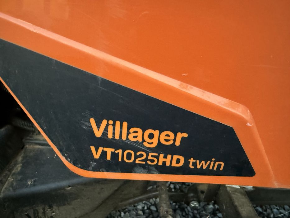 Tractor tuns iarba Villager VT 1025 HD TWIN,10.4kw latime taiere 980mm
