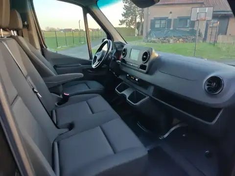 Мерседес бенз спринтер