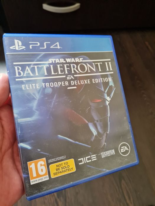 JOC PS4 ..Star wars battlefront 2 Deluxe edition