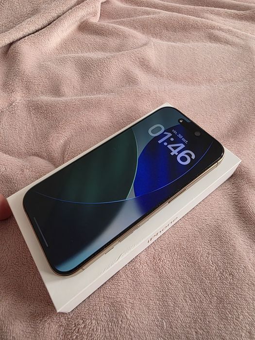 Iphone 16 Pro Desert Titanium 256 g Garanție 2 ani