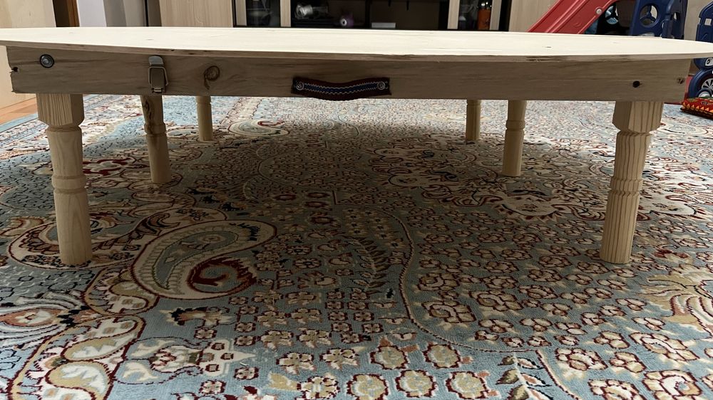 Арендаға жиналмалы дөңгелек стол беріледі