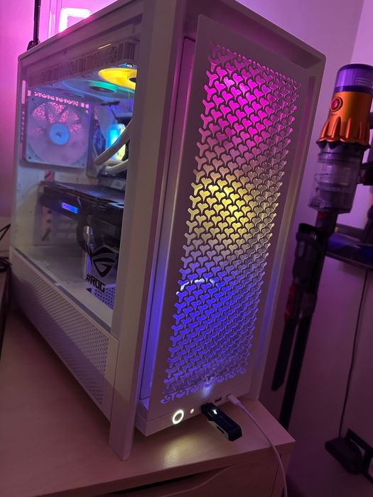 Gaming PC / i7 14th Gen / RX 7900 XTX