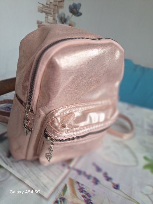 Раници от 10 до 20лв