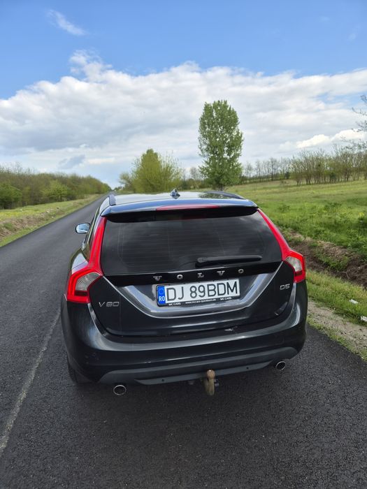Volvo V60 D5 2.4
