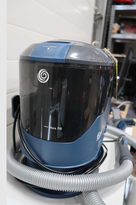 Vacmaster SCA0801 Прахосмукачка за почистване на килими, мокети, тапицерии, и автомобили Прахосмукачка за мокро и сухо почистване 800W