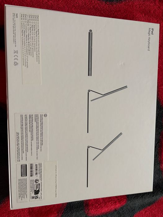 Vând iPad Air 256GB + iPad Magic Keyboard