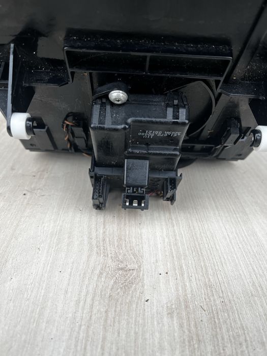 Magazie de CD-uri Mercedes E class W211