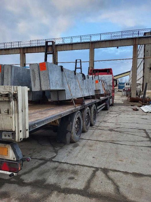 Transport marfă  transport utilaje buldoexcavator platforma trailer