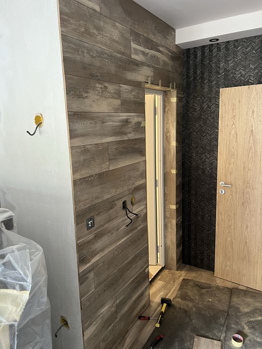 Монтаж на паркет и ламинат