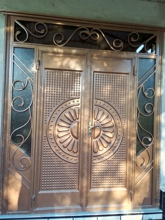 Darvoza  temirdan 250 ga 2 metr