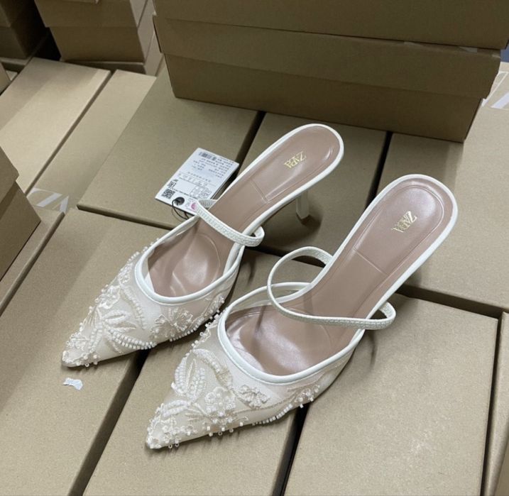 туфли Zara с вышивкой