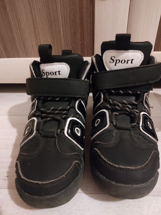 Продам обувь на мальчика