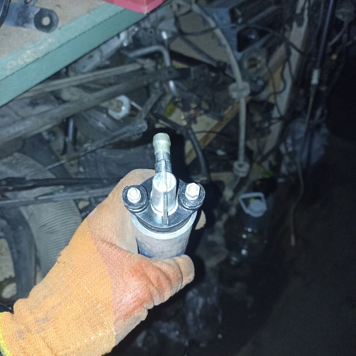 Гур насос Мерс 124