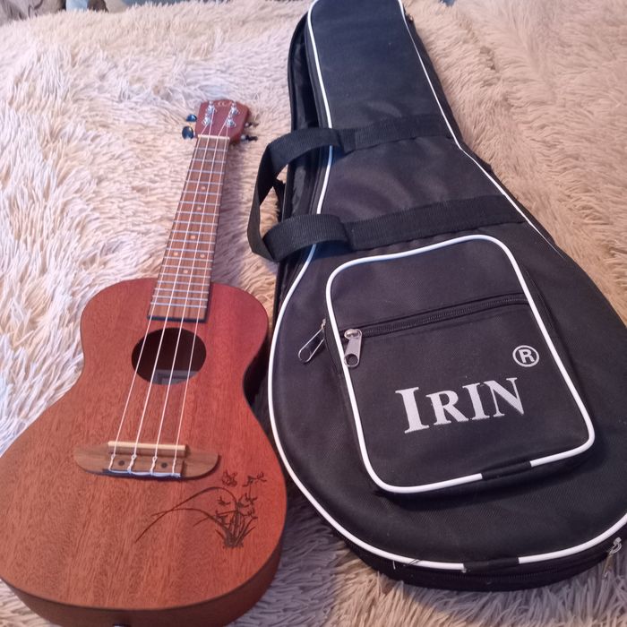 Продам укелеле,  новая