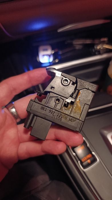 Buton frana de mana Audi A4
