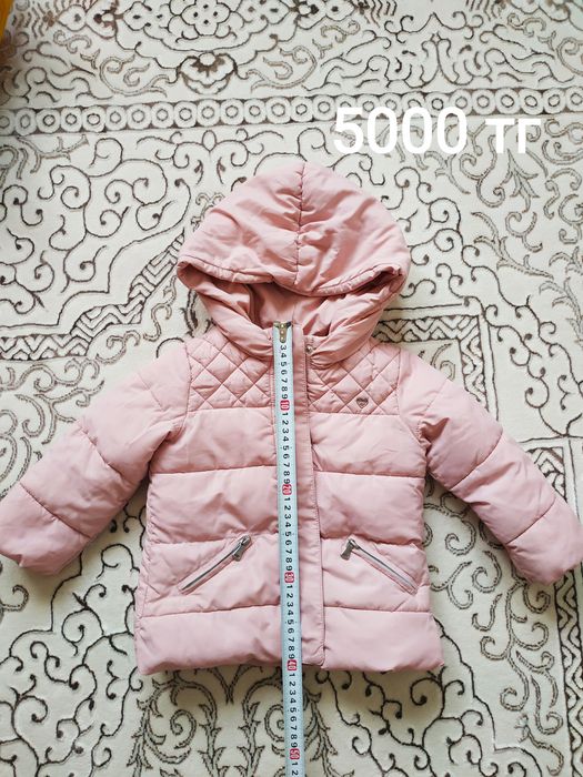 Куртки на девочку