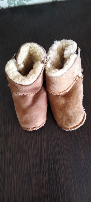 Отдам даром детские вещи