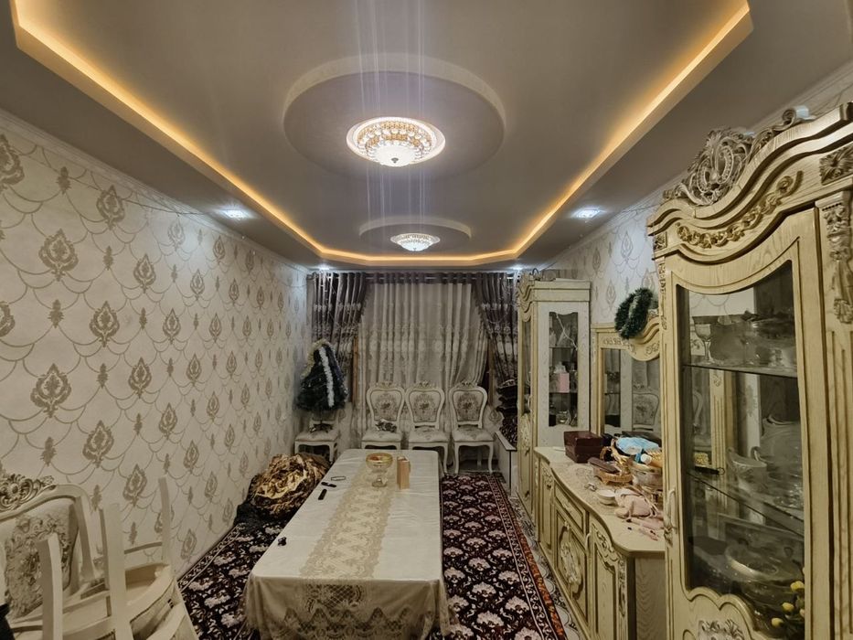 Продаётся 3х комнатная квартира Карасу-4