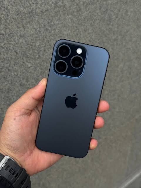 Iphone 15 pro sim esim с коробкой