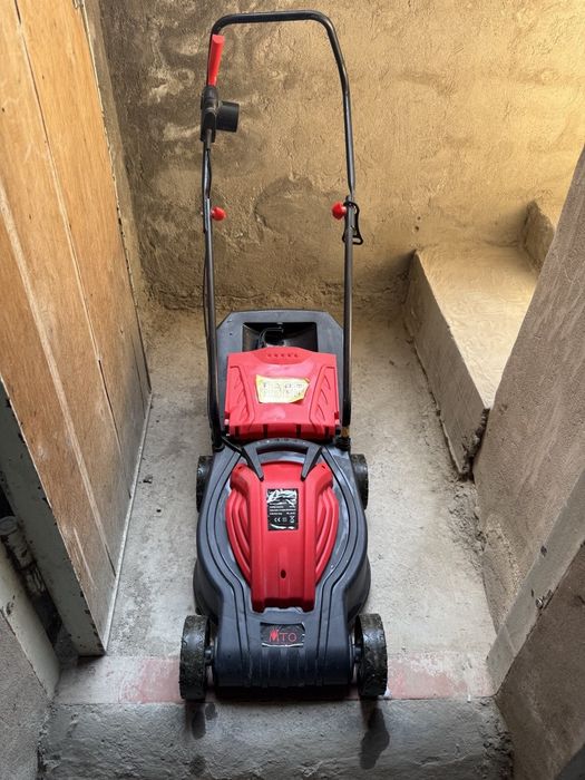 Газонокосилка. Б/У