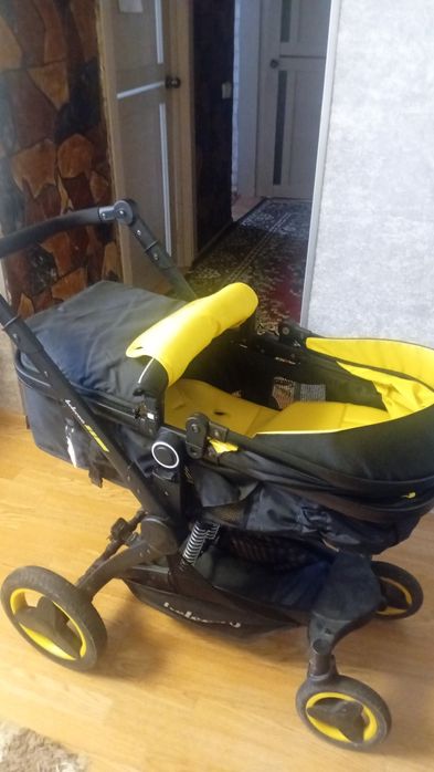 Детская коляска прогулочная