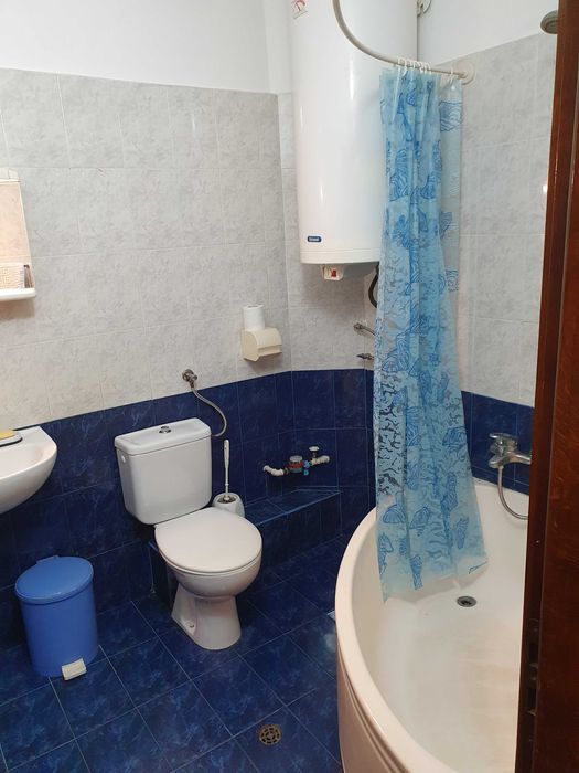 Продава се Тристаен апартамент в Варна, Център - 101 кв.м за 2436 €/кв.м - Снимка #19