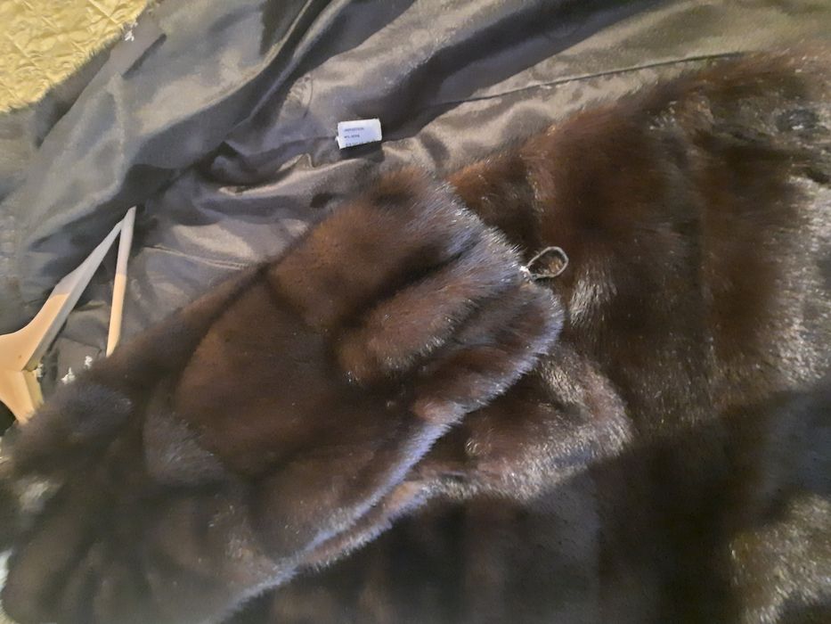 Продам норковую шубу