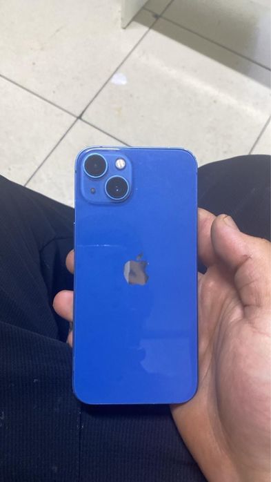 Айфон 13 с гарантия