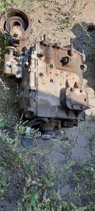 Продам коробку передач с делителем на камаз