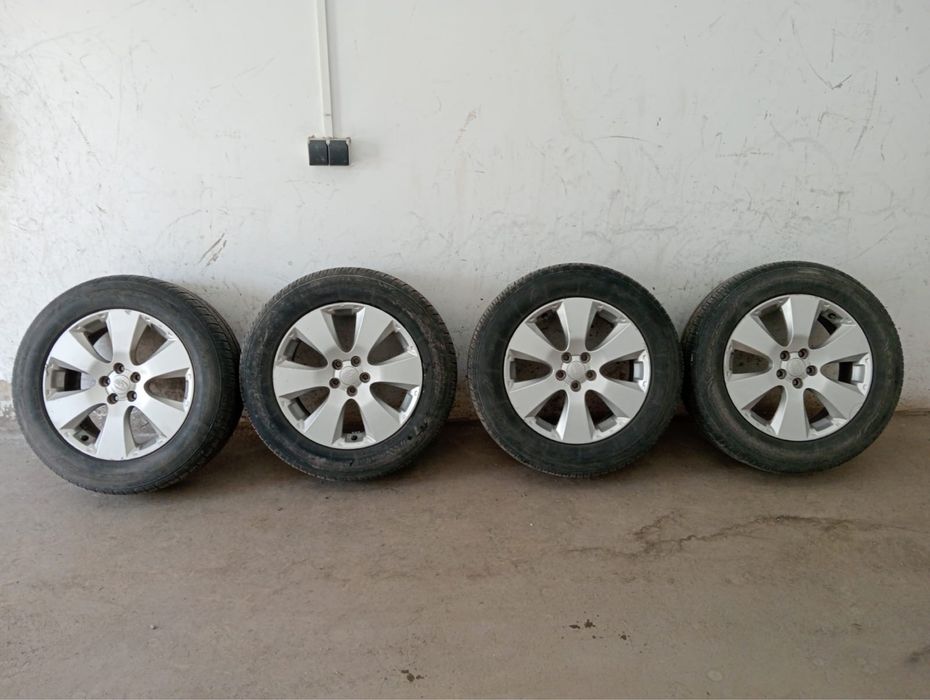 Шины с дисками  от Субару Аутбэк