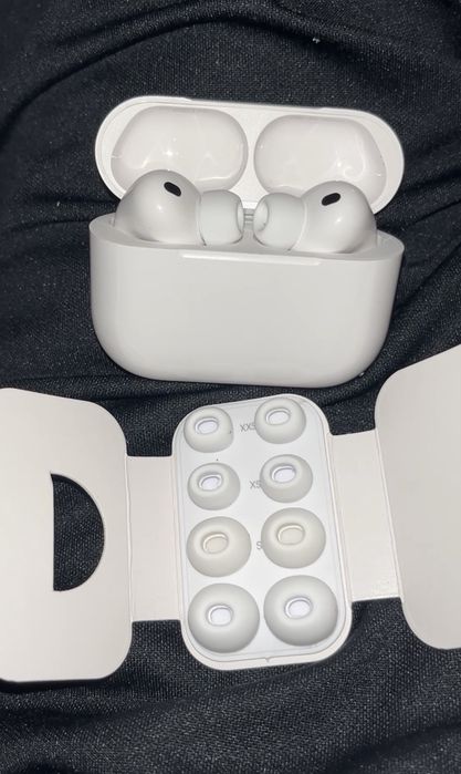 airpods pro 3 mai multe detalii in pv