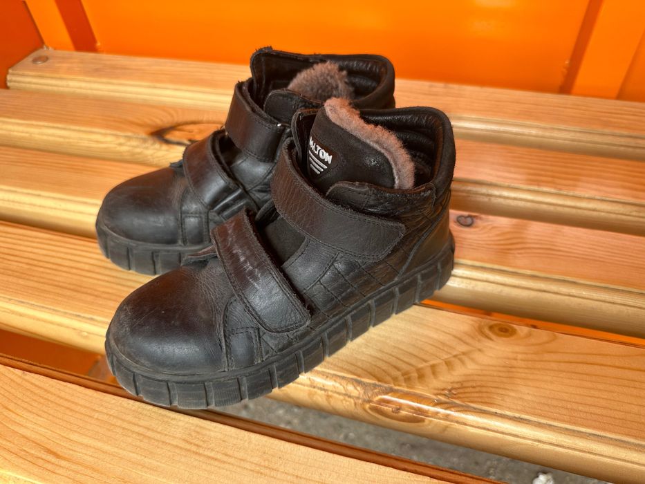 Продам ботинки зимние