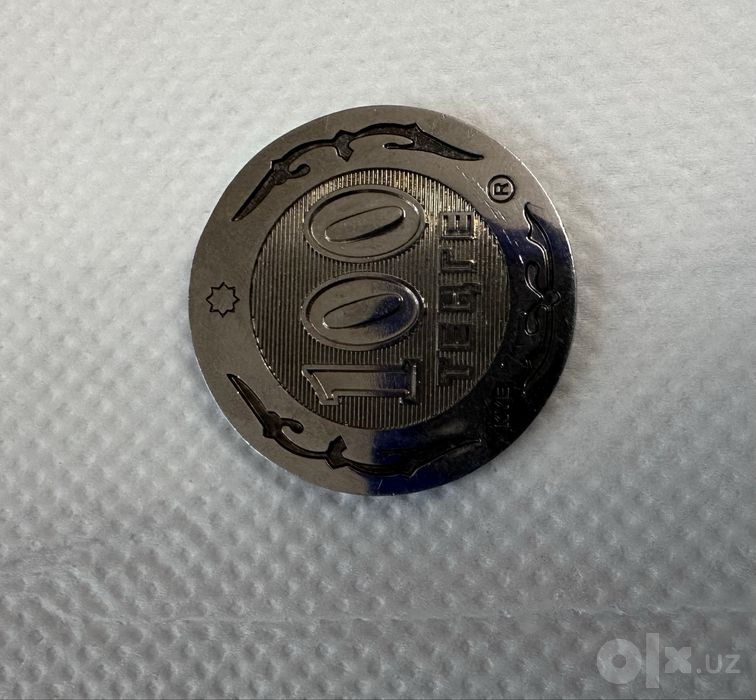 Продам монету колоекционную
