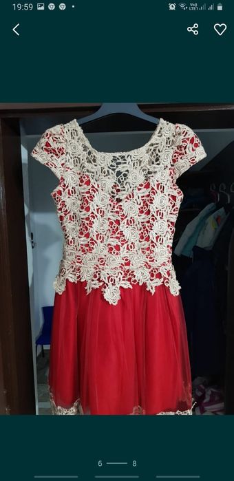Vand rochie dantela foarte calitativa!