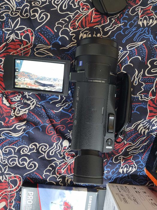 Sony FDR Ax100E видеокамера