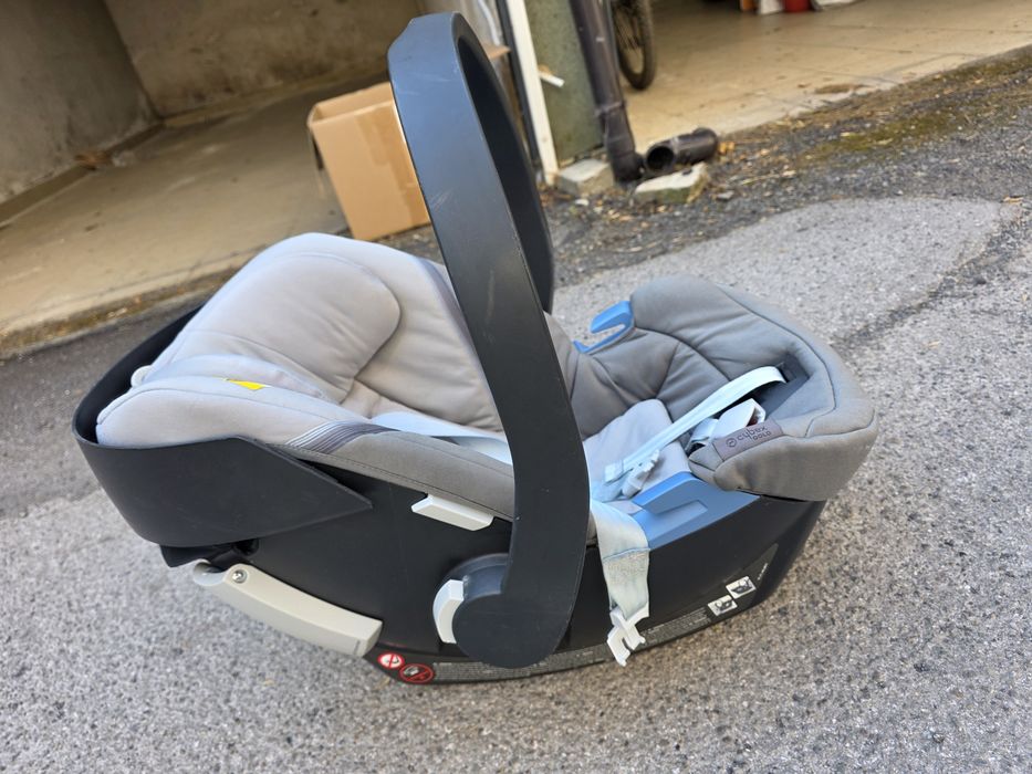 Cybex столче за кола